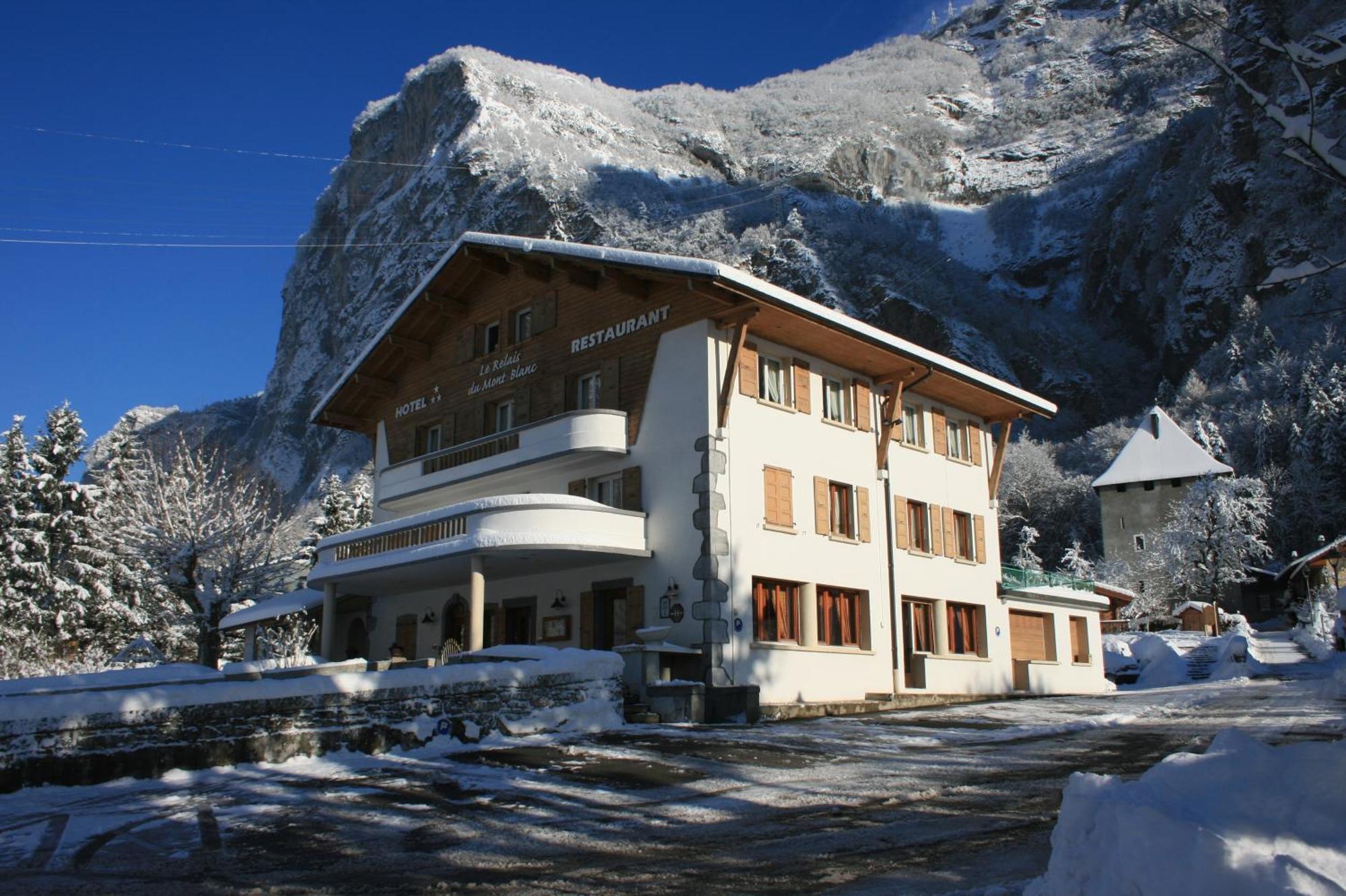 Le Relais Du Mont Blanc Hotel Magland Exterior photo